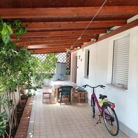 Casa Con Giardino A Pochi Passi Dalla Apartment