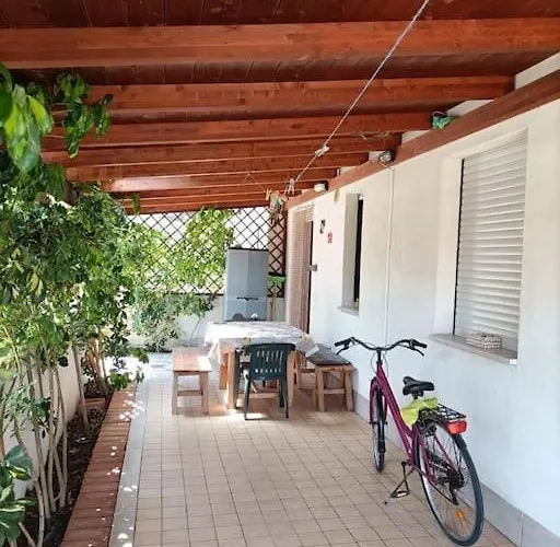 Casa Con Giardino A Pochi Passi Dalla Apartment